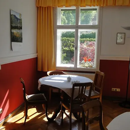 Am Burgberg Pensión