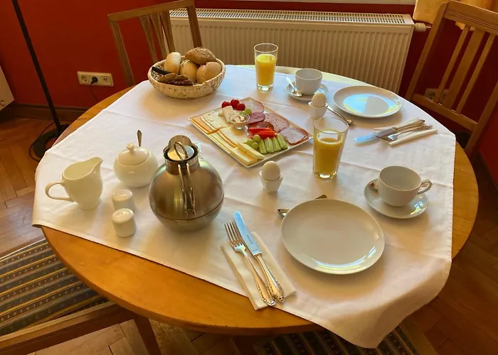 Am Burgberg Gasthuis 3*